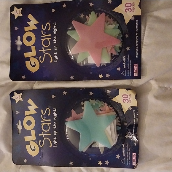 Kids 2pk Glow Stars 30pcs each pk - Picture 1 of 1